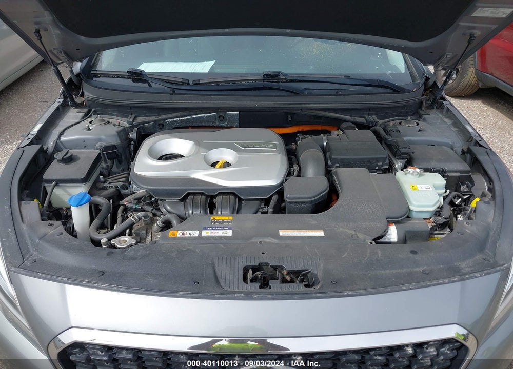 2017 HYUNDAI SONATA HYBRID VIN: KMHE34L18HA057587