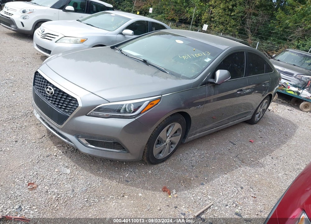 2017 HYUNDAI SONATA HYBRID VIN: KMHE34L18HA057587