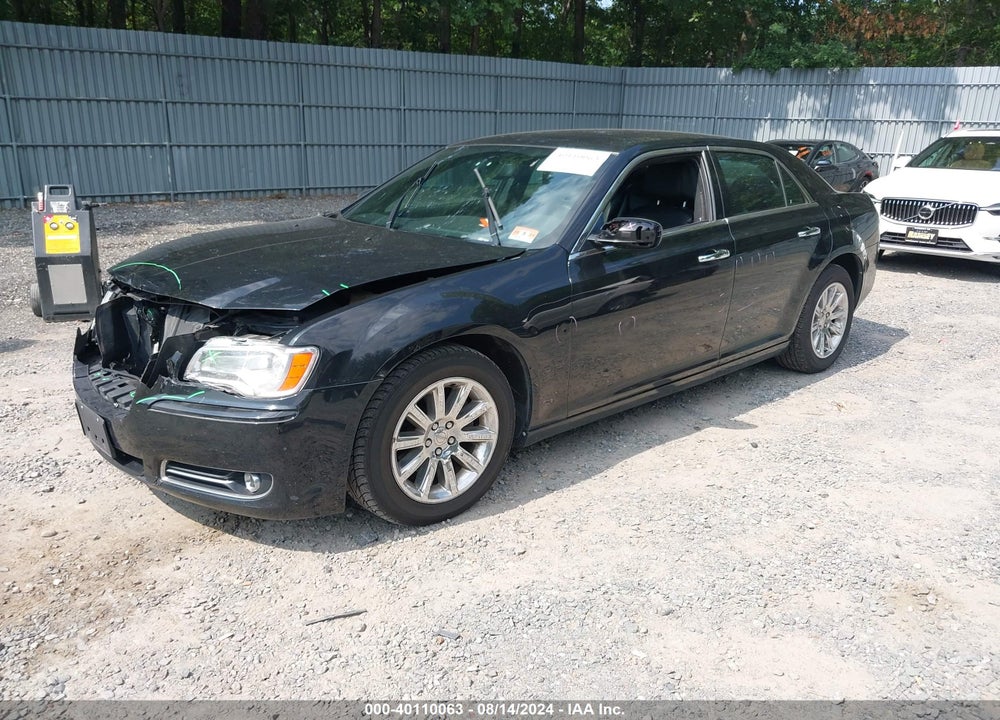 2014 CHRYSLER 300C VIN: 2C3CCAEG1EH382465