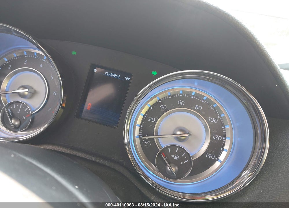 2014 CHRYSLER 300C VIN: 2C3CCAEG1EH382465
