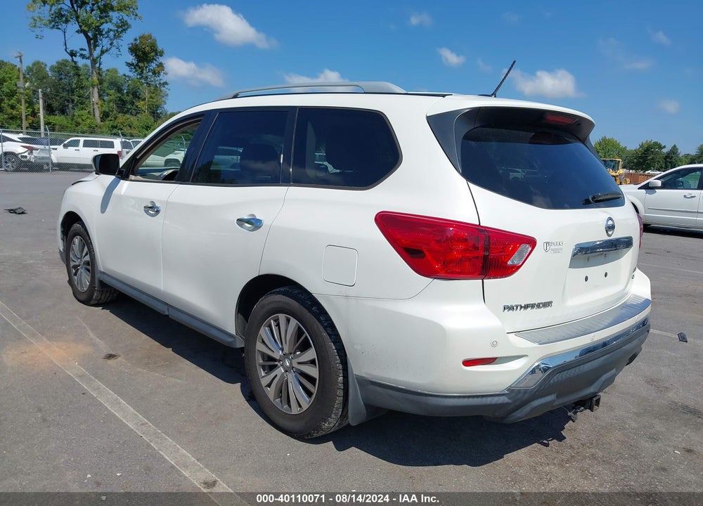 2018 NISSAN PATHFINDER SL VIN: 5N1DR2MM5JC625179