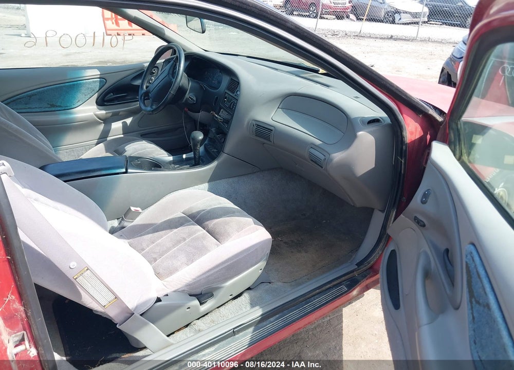 1997 FORD THUNDERBIRD LX VIN: 1FALP62W9VH103218
