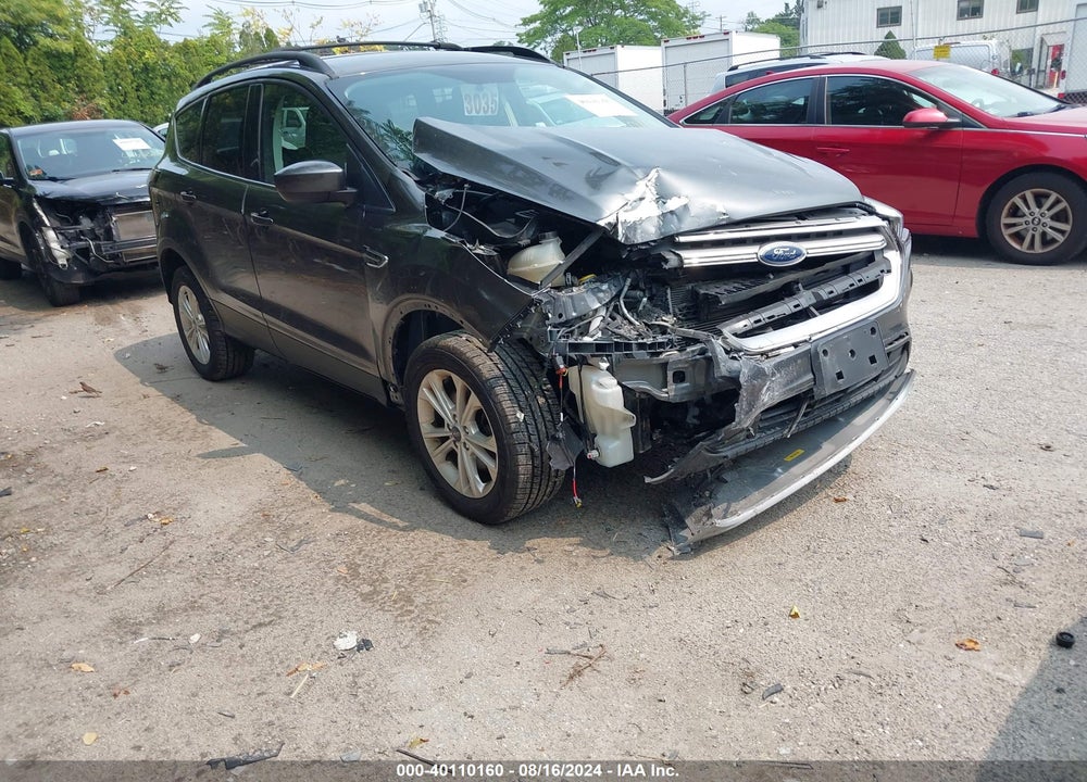 2018 FORD ESCAPE SE VIN: 1FMCU9GD5JUD24789