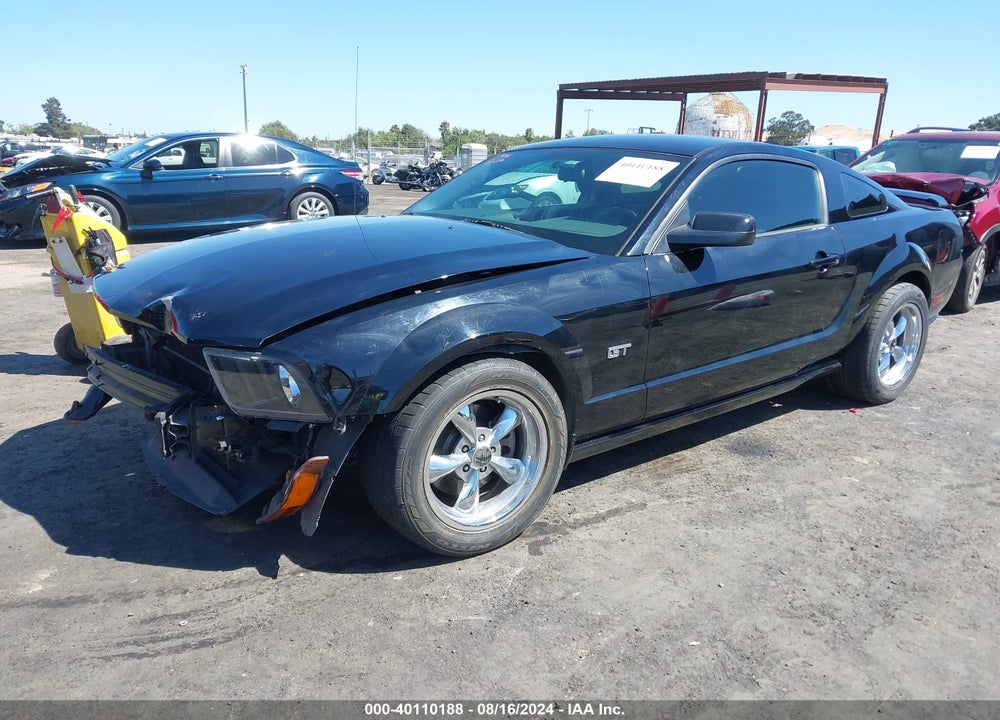 2005 FORD MUSTANG VIN: 1ZVFT82HX55151969