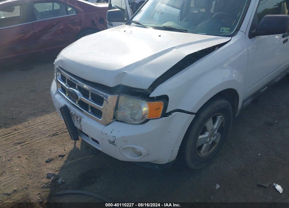 2010 FORD ESCAPE XLT VIN: 1FMCU9D78AKC91118