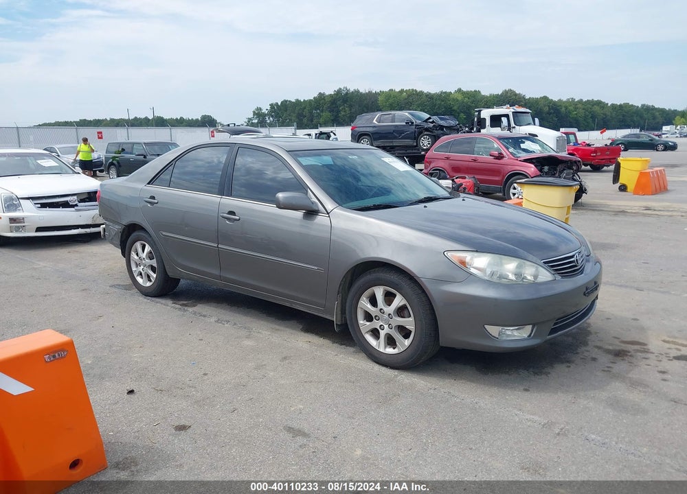 2006 TOYOTA CAMRY XLE VIN: 4T1BE30KX6U742691