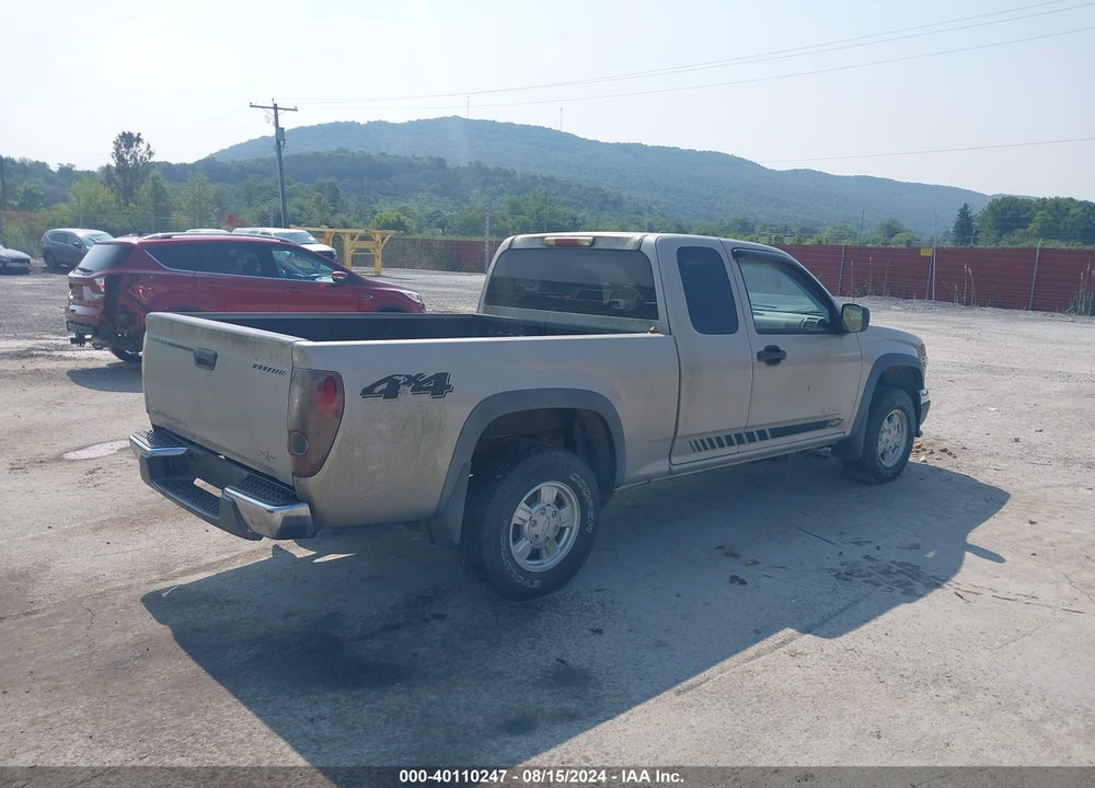 2004 CHEVROLET COLORADO LS VIN: 1GCDT196X48158522