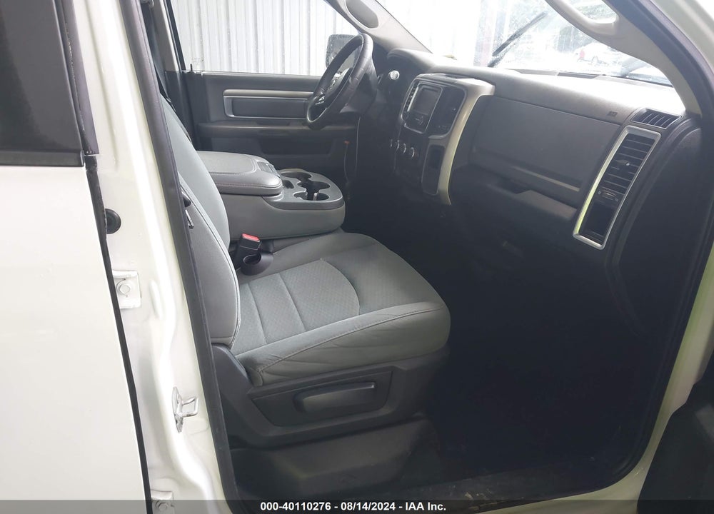 2015 RAM 2500 SLT VIN: 3C6TR5DT3FG573880