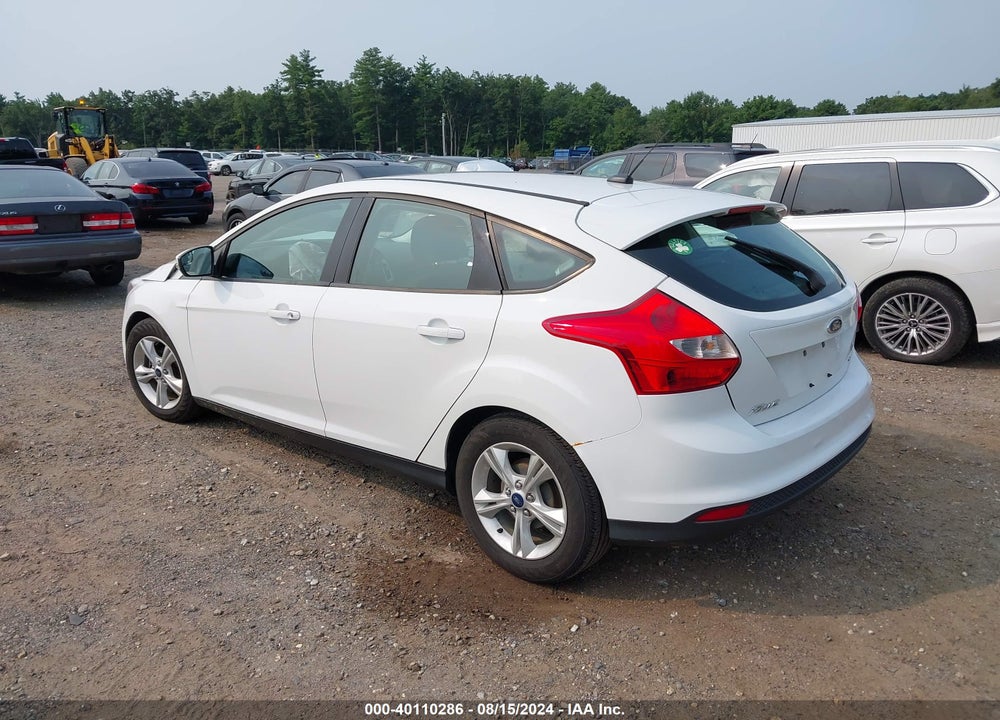 2014 FORD FOCUS SE VIN: 1FADP3K28EL434384