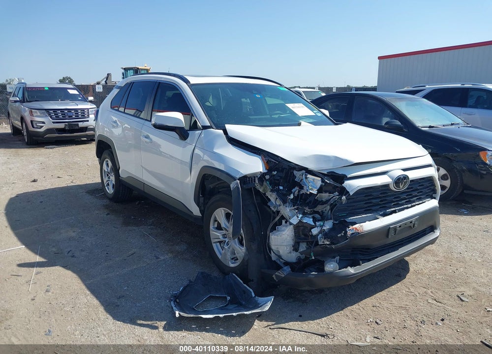 2021 TOYOTA RAV4 XLE VIN: JTMW1RFVXMD069274