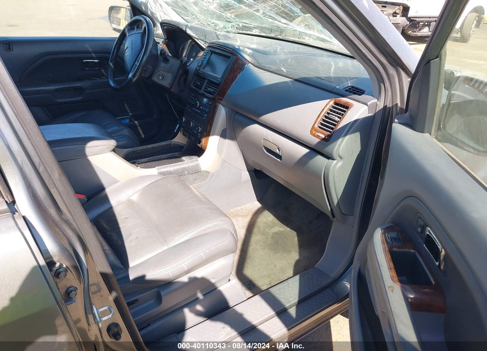 2007 HONDA PILOT EX-L VIN: 5FNYF28757B001946