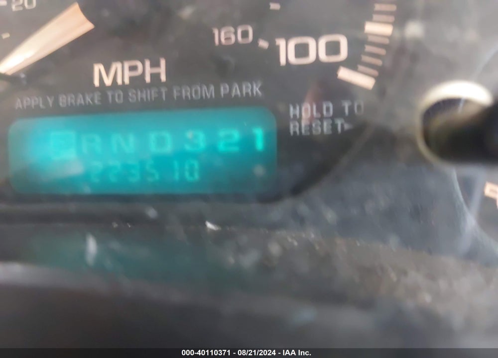 2002 CHEVROLET SILVERADO 1500 VIN: 1GCEC19T22E111672