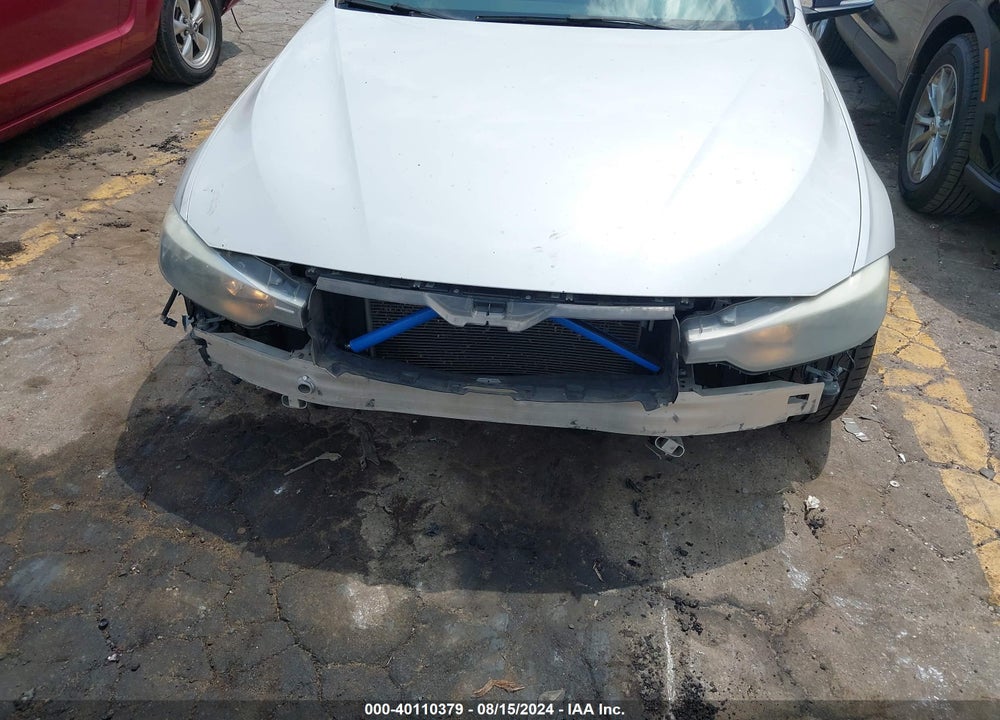 2013 BMW 328I VIN: WBA3A5C58DF602112