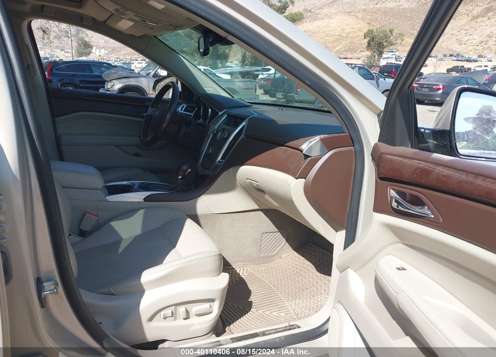 2010 CADILLAC SRX LUXURY COLLECTION VIN: 3GYFNAEY0AS585473
