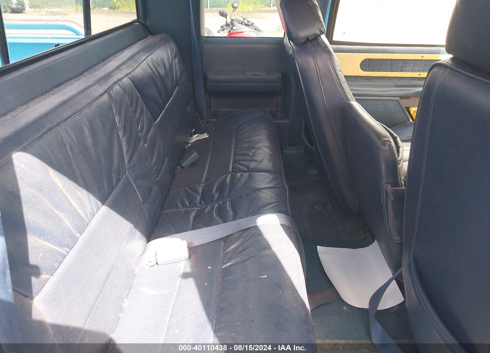 1994 CHEVROLET GMT-400 C1500 VIN: 1GBEC19K9RE112193