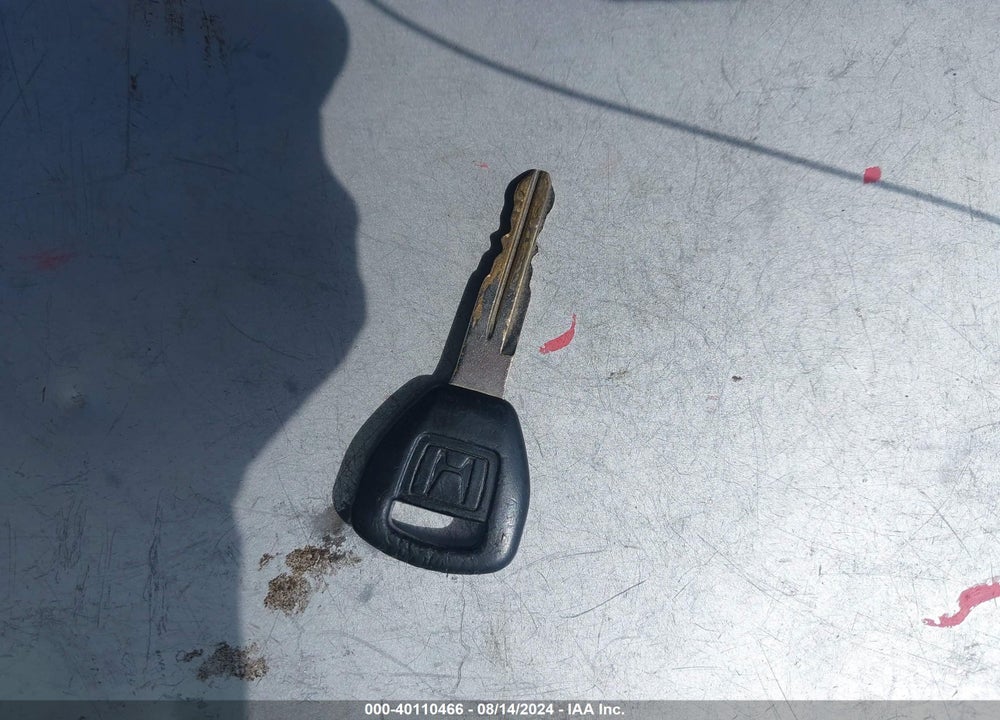 2002 HONDA CIVIC LX VIN: 1HGES165X2L057382