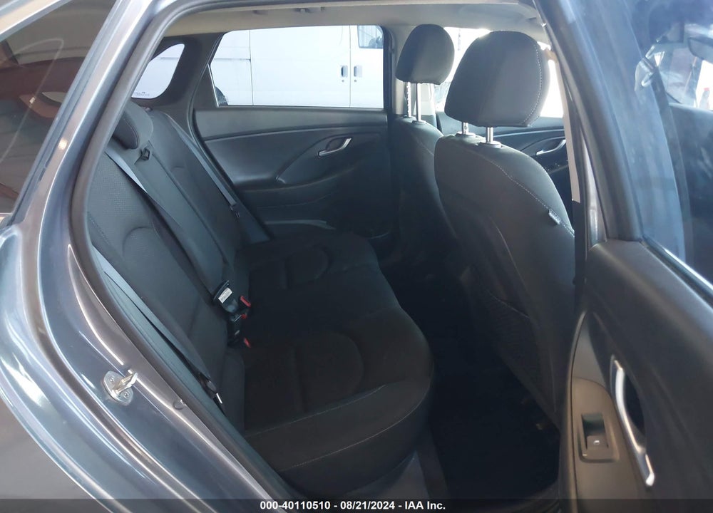 2019 HYUNDAI ELANTRA GT VIN: KMHH35LE4KU088847