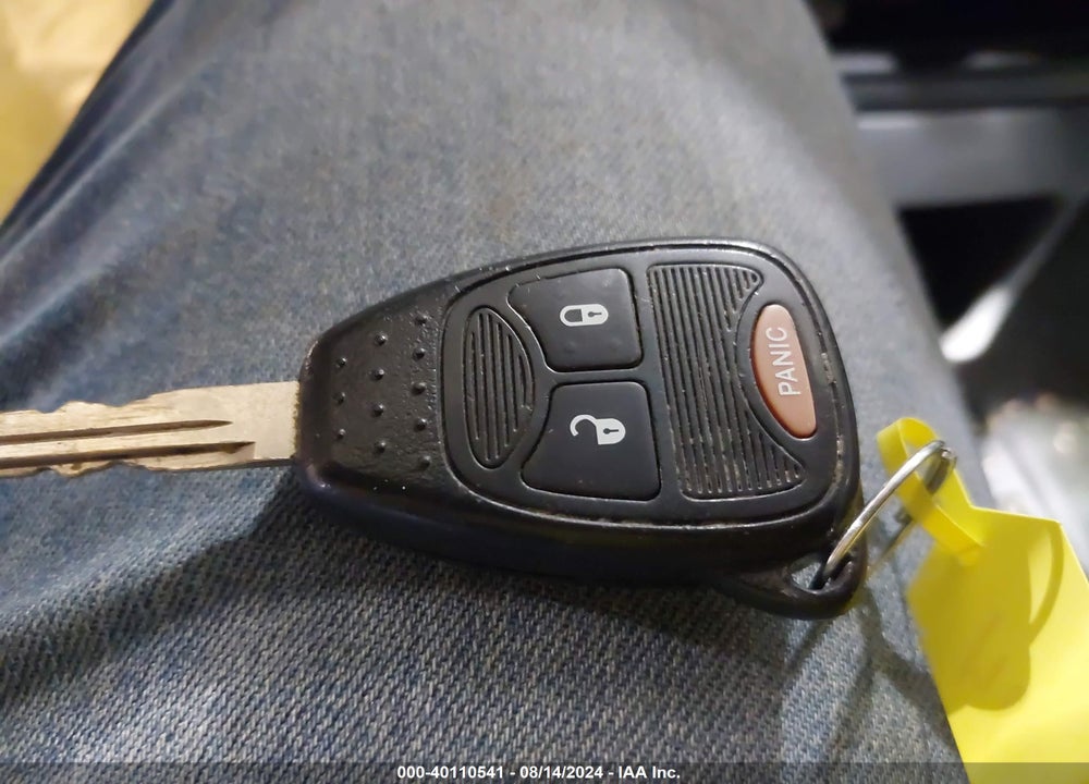 2005 DODGE GRAND CARAVAN SE VIN: 1D4GP24R25B250403