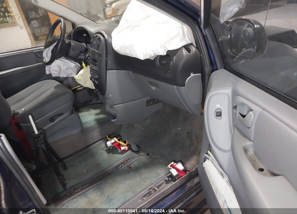 2005 DODGE GRAND CARAVAN SE VIN: 1D4GP24R25B250403