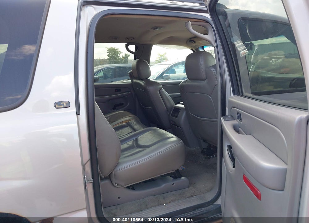 2005 CHEVROLET SUBURBAN 1500 LT VIN: 1GNFK16Z55J121857