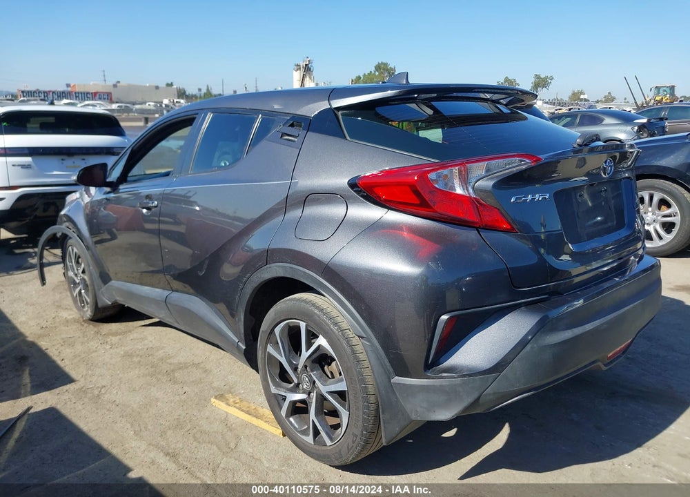 2018 TOYOTA C-HR XLE PREMIUM VIN: NMTKHMBX0JR032236