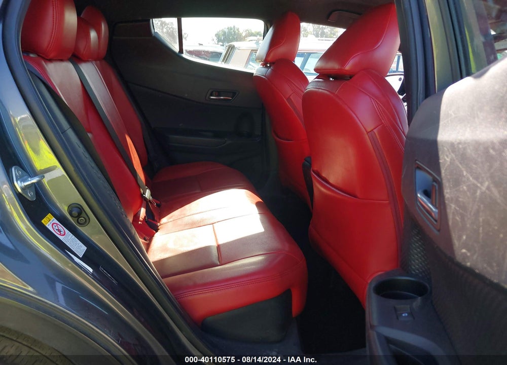 2018 TOYOTA C-HR XLE PREMIUM VIN: NMTKHMBX0JR032236