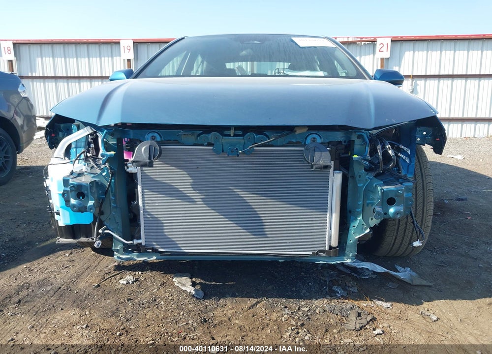 2025 TOYOTA CAMRY SE VIN: 4T1DAACK1SU518143