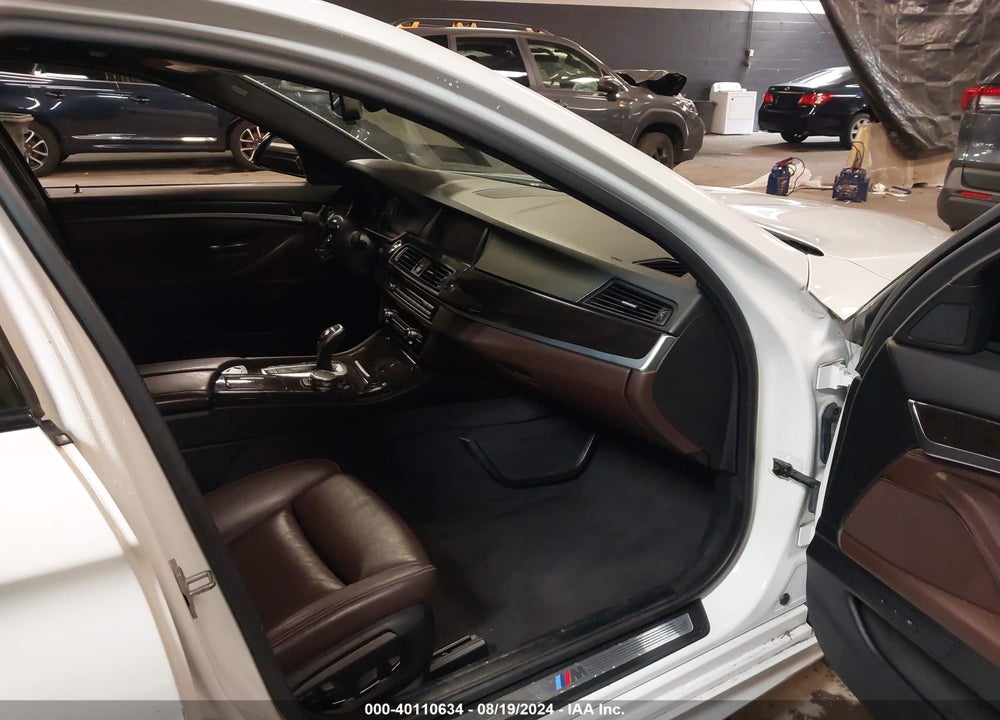 2016 BMW 528I XDRIVE VIN: WBA5A7C55GG150266