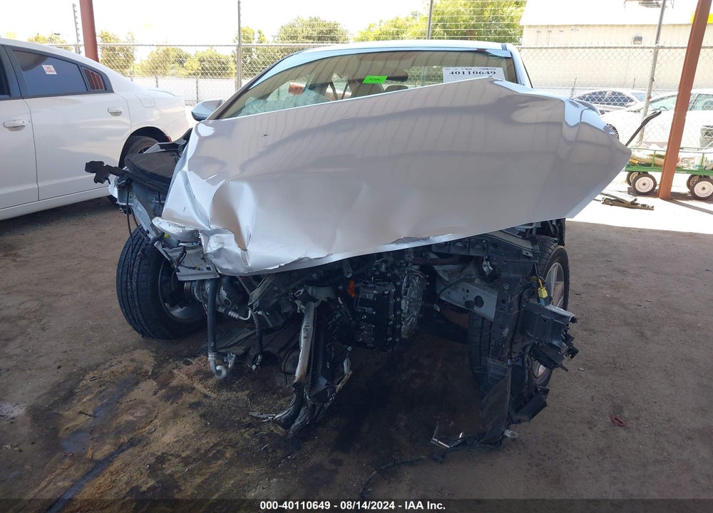 2018 HYUNDAI ELANTRA SEL VIN: KMHD84LF8JU455539