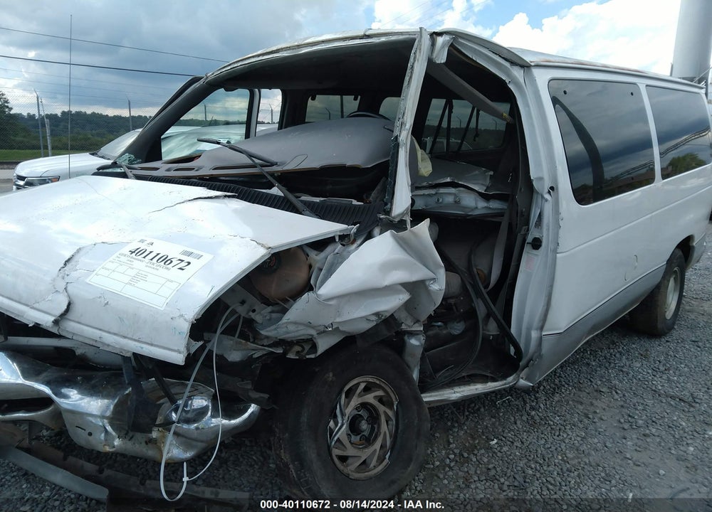 2000 FORD E-150 XL/XLT VIN: 1FMRE11W2YHA73333