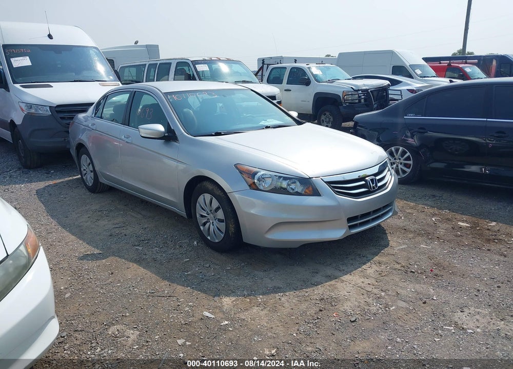 2011 HONDA ACCORD VIN: 1HGCP2F3XBA147642