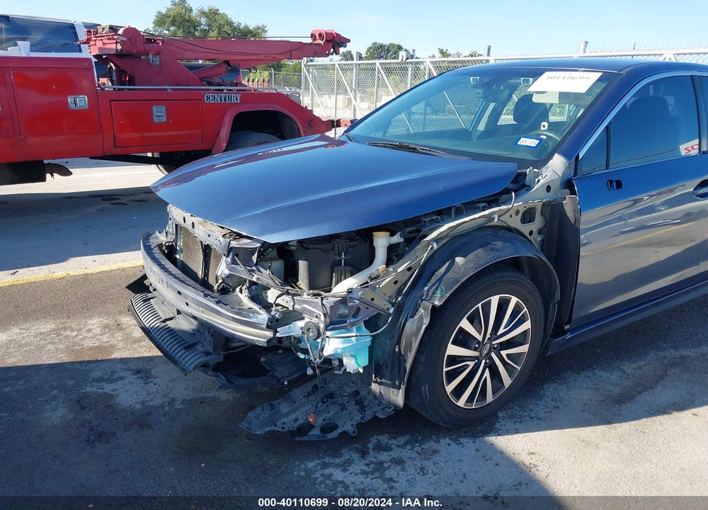 2018 SUBARU LEGACY 2.5I PREMIUM VIN: 4S3BNAF6XJ3028402