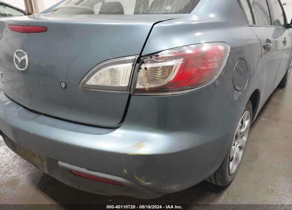 2010 MAZDA 3 I SPORT VIN: JM1BL1SF8A1336028