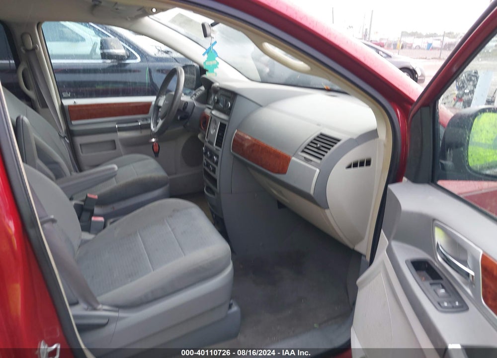 2009 CHRYSLER TOWN & COUNTRY TOURING VIN: 2A8HR541X9R592222