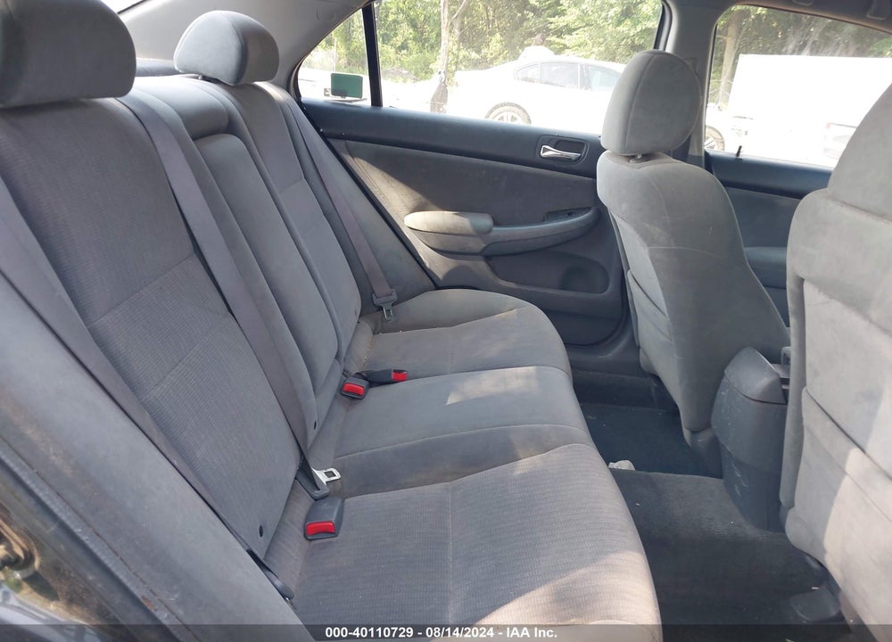 2005 HONDA ACCORD 2.4 LX VIN: 1HGCM55455A098438