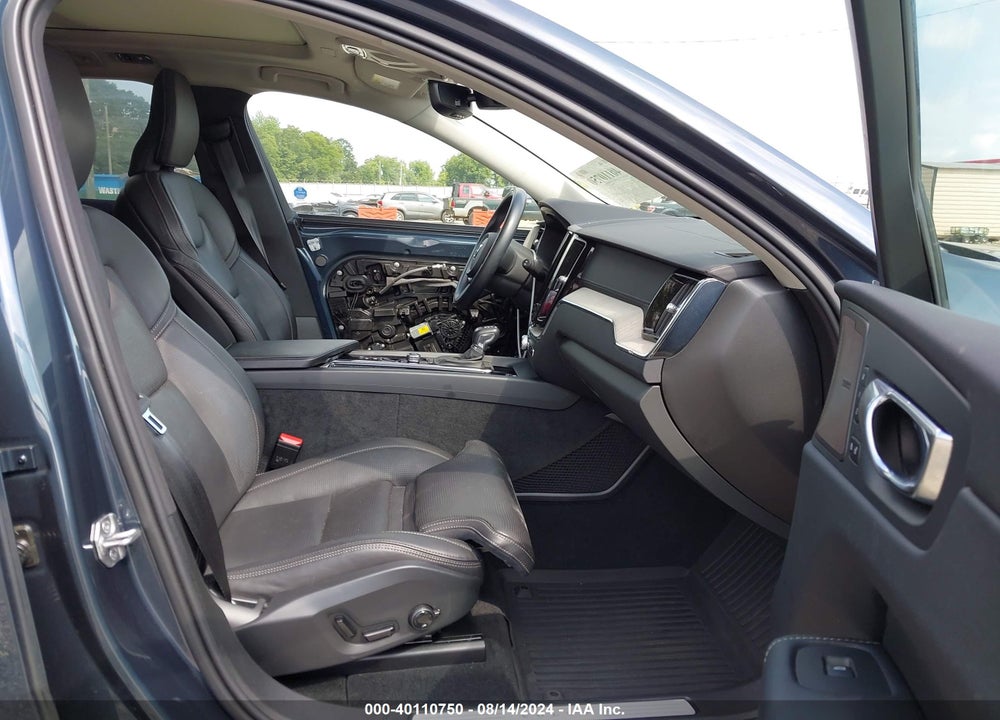 2021 VOLVO XC60 T5 INSCRIPTION VIN: YV4102RL3M1747618