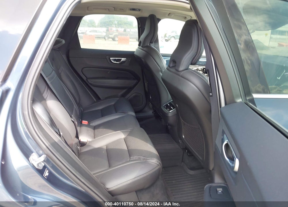 2021 VOLVO XC60 T5 INSCRIPTION VIN: YV4102RL3M1747618