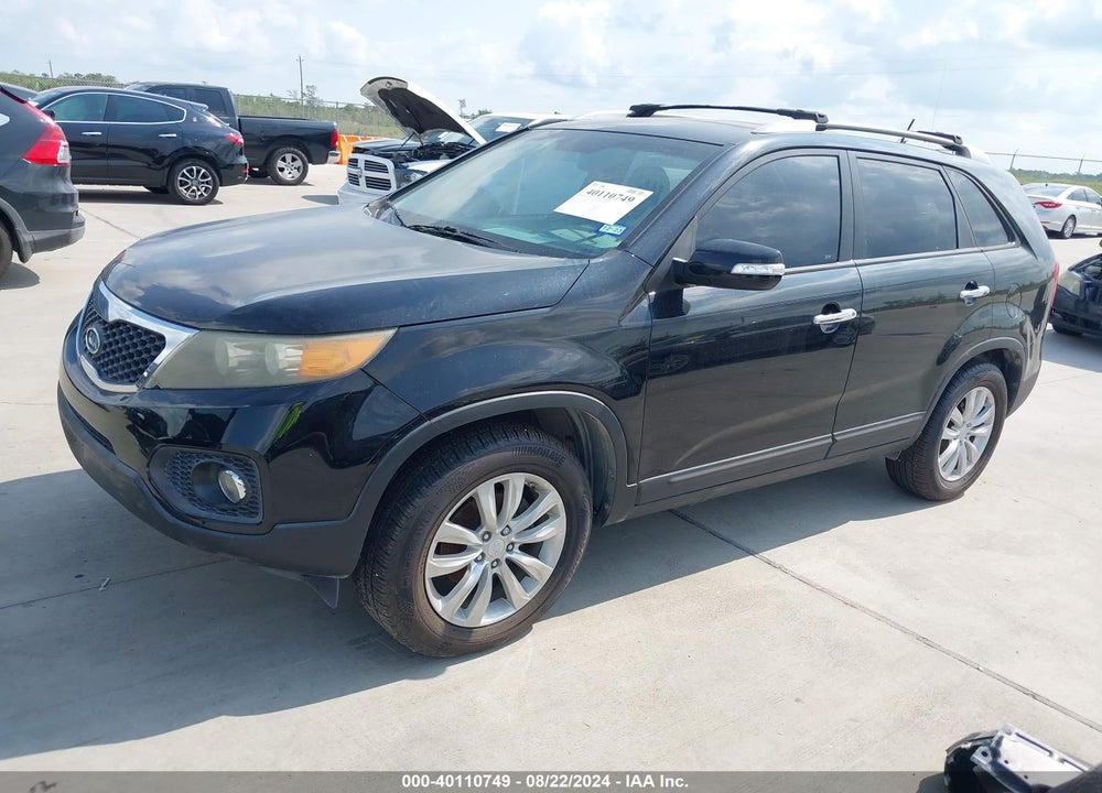 2011 KIA SORENTO LX V6 VIN: 5XYKT4A29BG065367