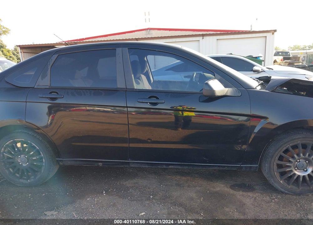 2011 FORD FOCUS SES VIN: 1FAHP3GNXBW163830