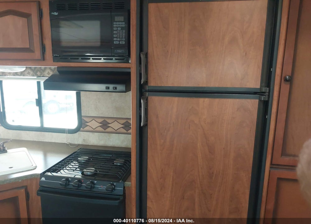 2011 PASSPORT 2650BH VIN: 4YDT26528BT414310