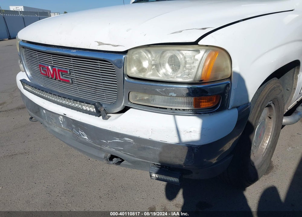 2000 GMC YUKON XL 1500 SLT VIN: 3GKFK16T5YG178462