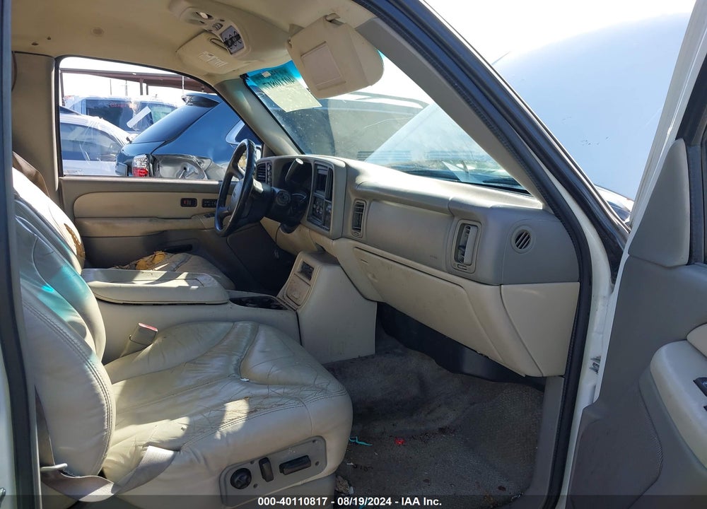 2000 GMC YUKON XL 1500 SLT VIN: 3GKFK16T5YG178462