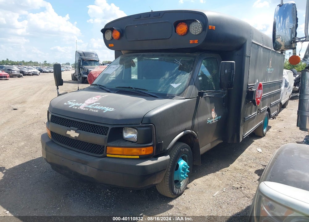 2008 CHEVROLET EXPRESS CUTAWAY WORK VAN VIN: 1GBJG31K581208922