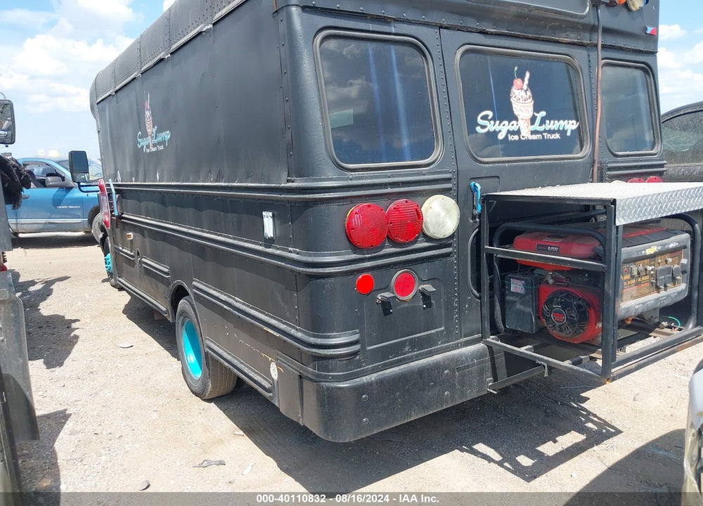 2008 CHEVROLET EXPRESS CUTAWAY WORK VAN VIN: 1GBJG31K581208922