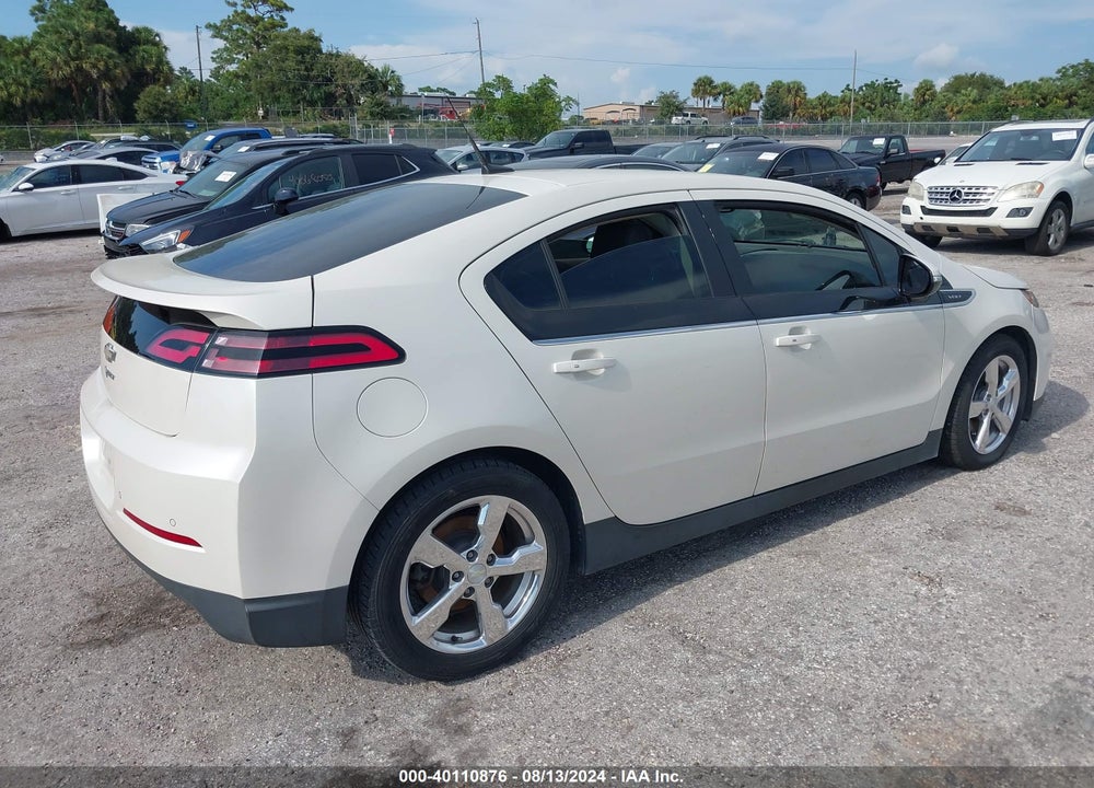 2013 CHEVROLET VOLT VIN: 1G1RB6E43DU131639