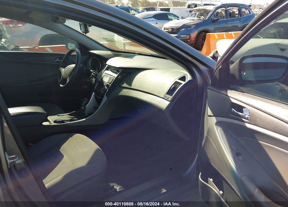 2012 HYUNDAI SONATA GLS VIN: 5NPEB4AC4CH368785