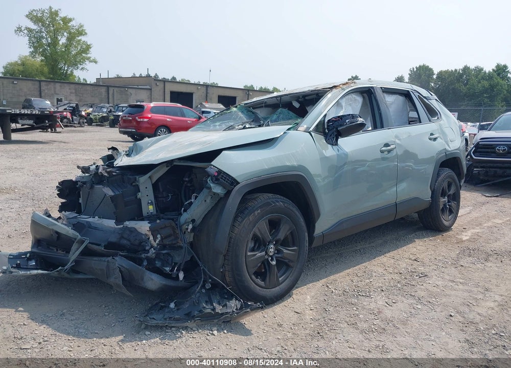 2021 TOYOTA RAV4 XLE VIN: JTMP1RFV8MD075515
