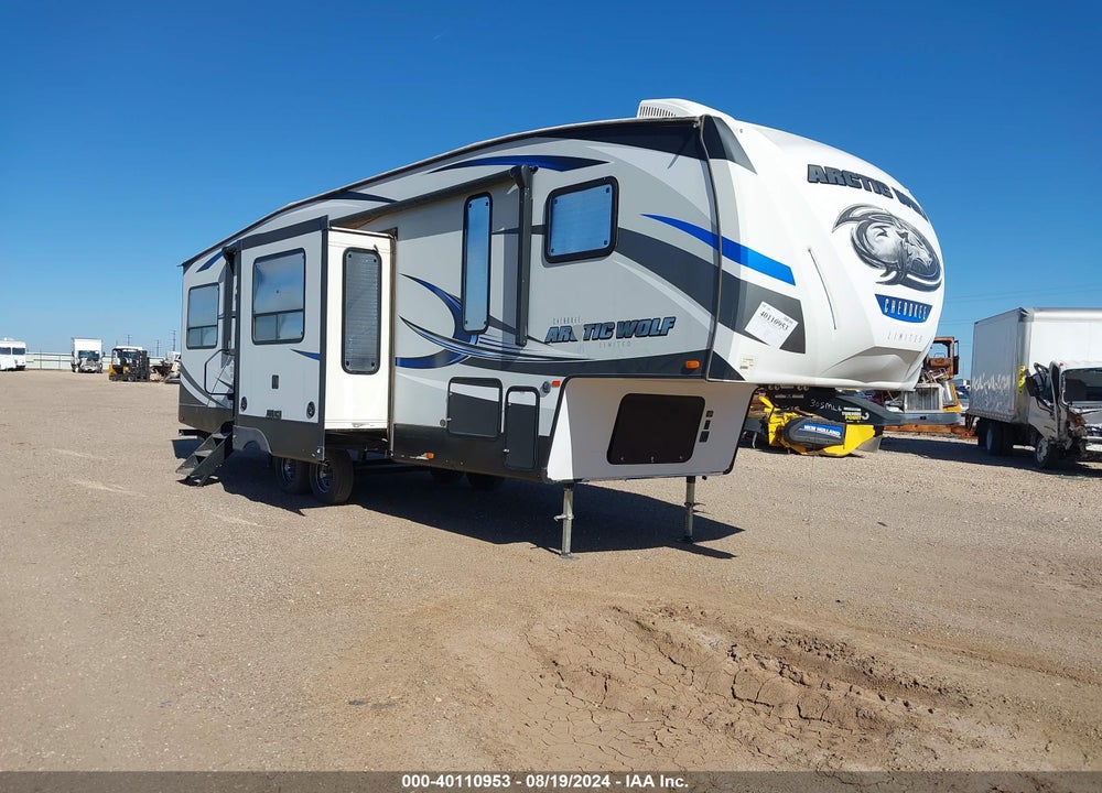 2018 FOREST RIVER CHEROKEE 42' 5TH WHEEL VIN: 5ZT3CKWB7J2701941