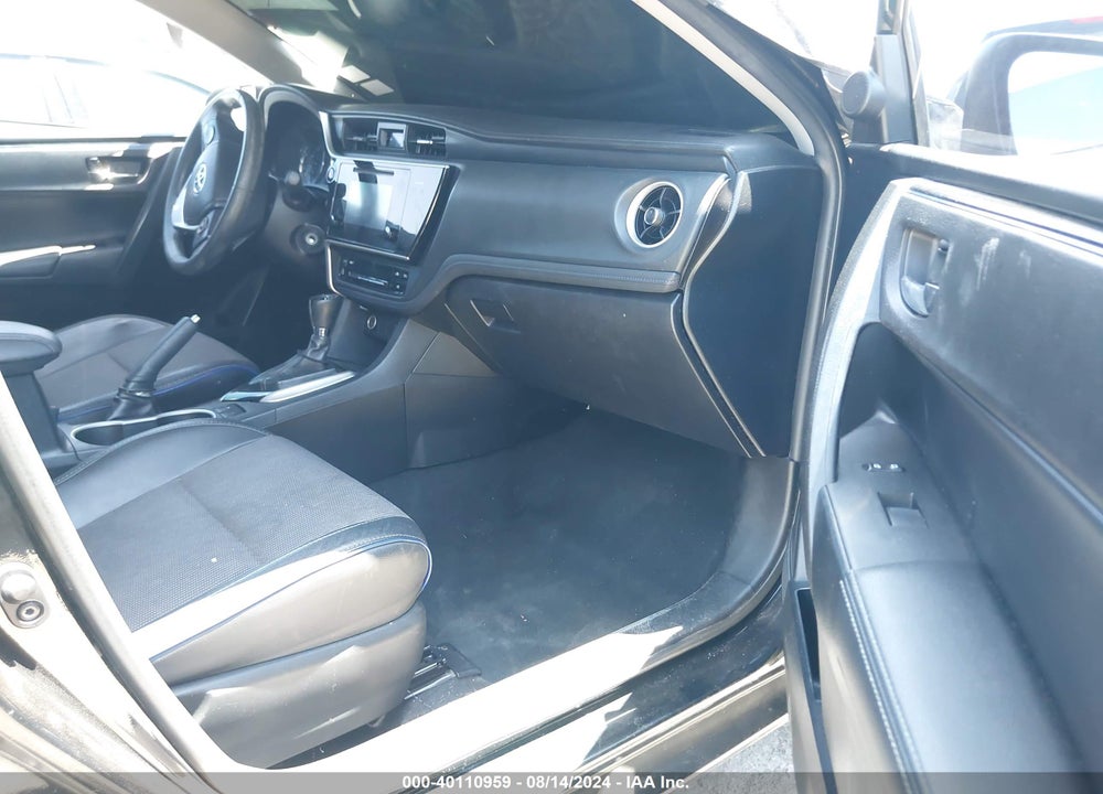 2017 TOYOTA COROLLA SE VIN: 2T1BURHE8HC885633