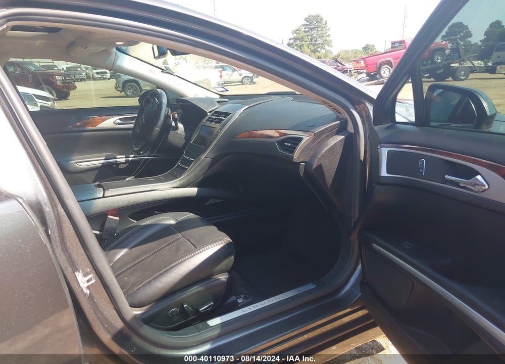 2016 LINCOLN MKZ VIN: 3LN6L2GK1GR625971
